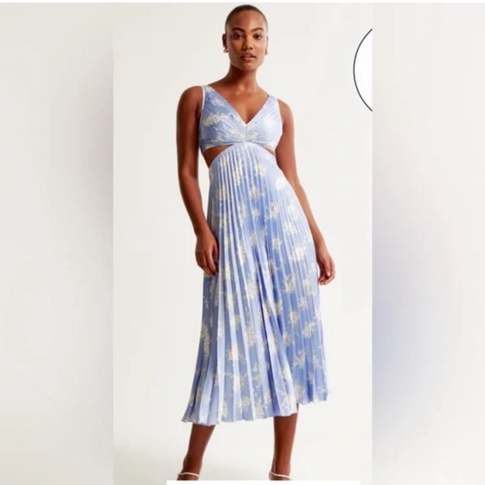 Abercrombie & Fitch Giselle Pleated Cutout Floral Maxi Dress Satin XXS Blue